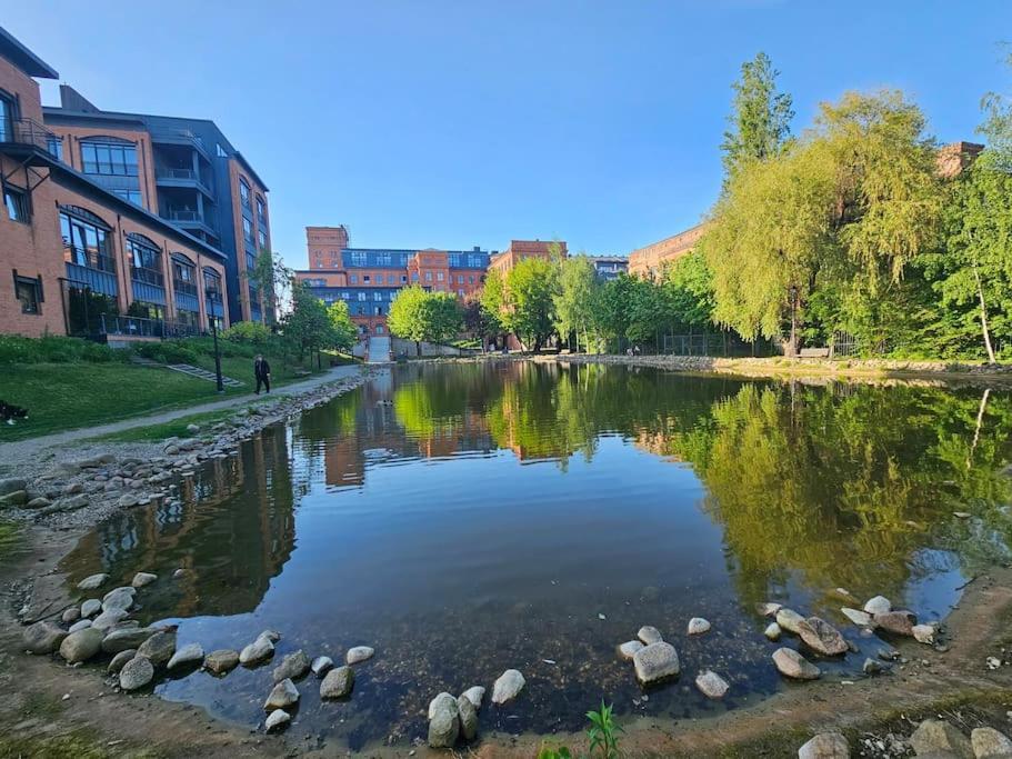 Apartament Przy Szkole Filmowej, Darmowy Parking วูดช์ ภายนอก รูปภาพ